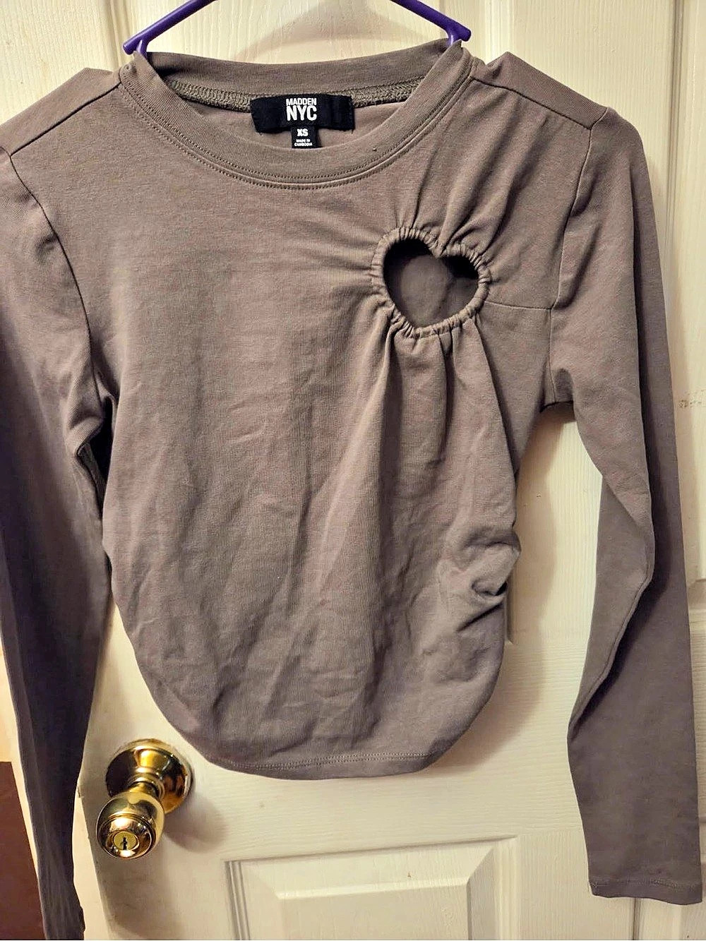 Madden NYC Heart Cutout Long Sleeve Top Brown XS